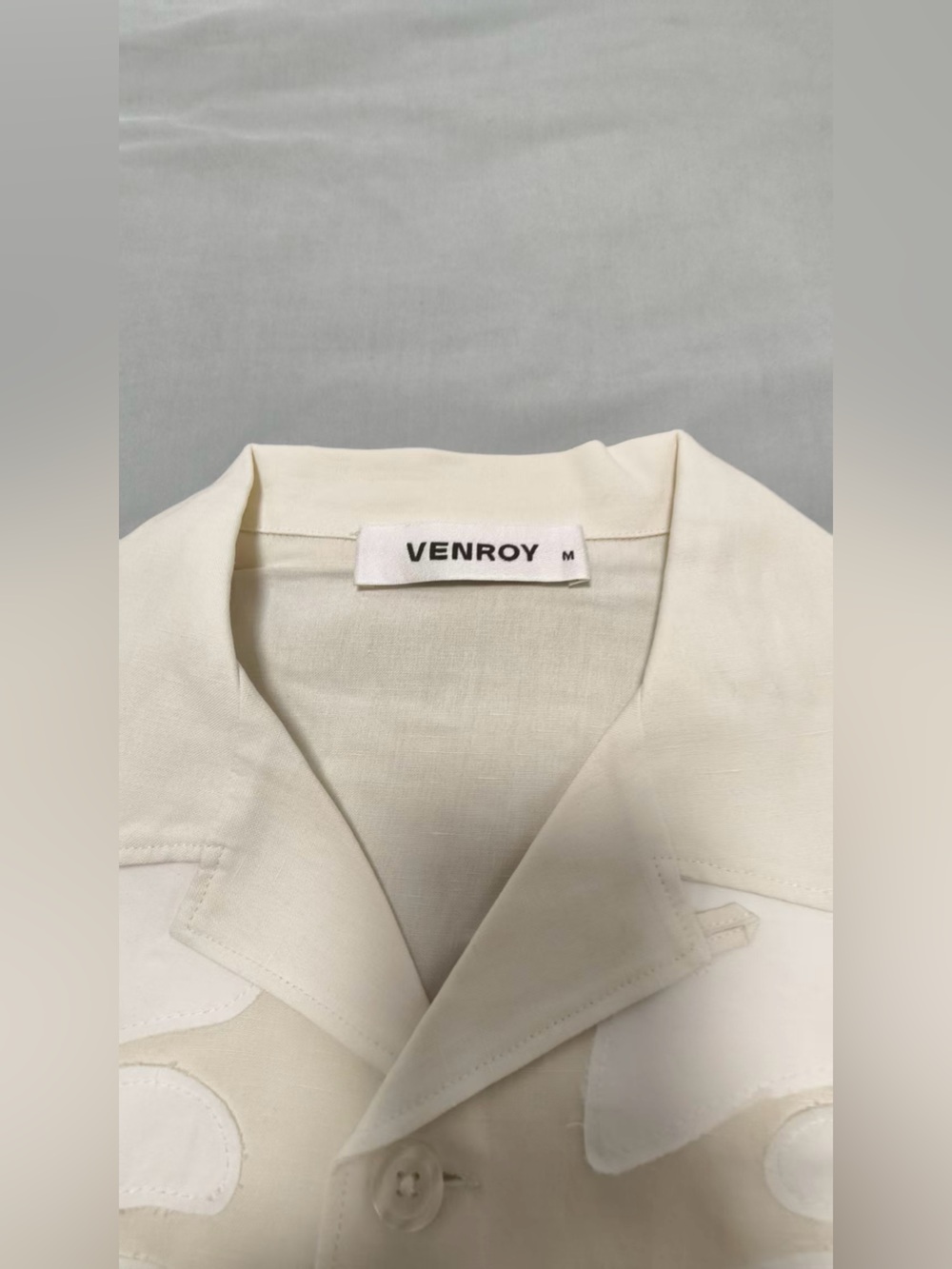 NWT* Venroy Oversized Applique Short Sleeve Shirt - Picture 6 of 8